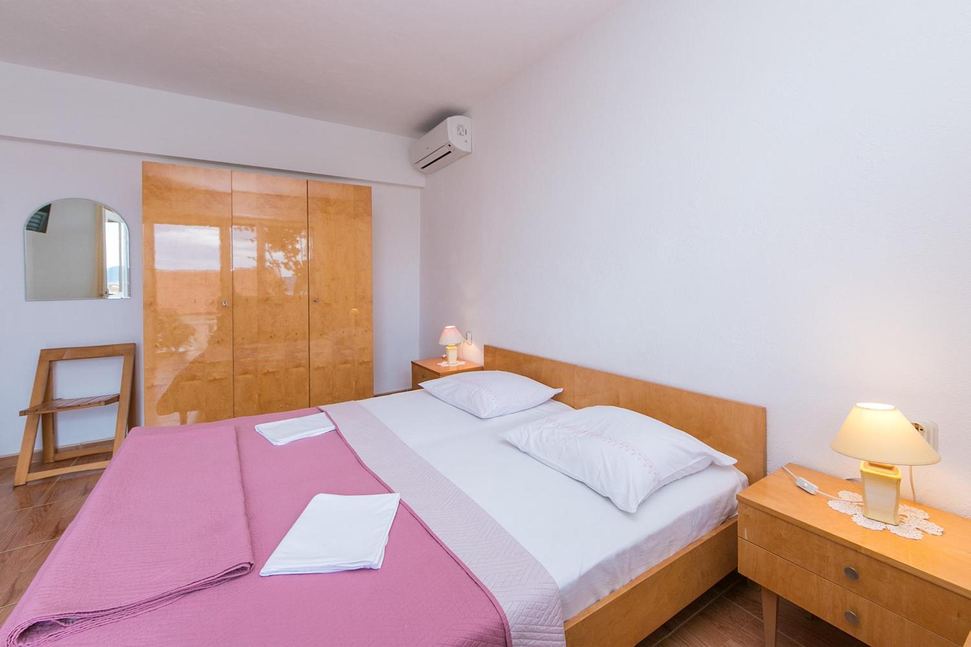 Apartments And Rooms By The Sea Brela, Makarska - 2752 Habitación foto