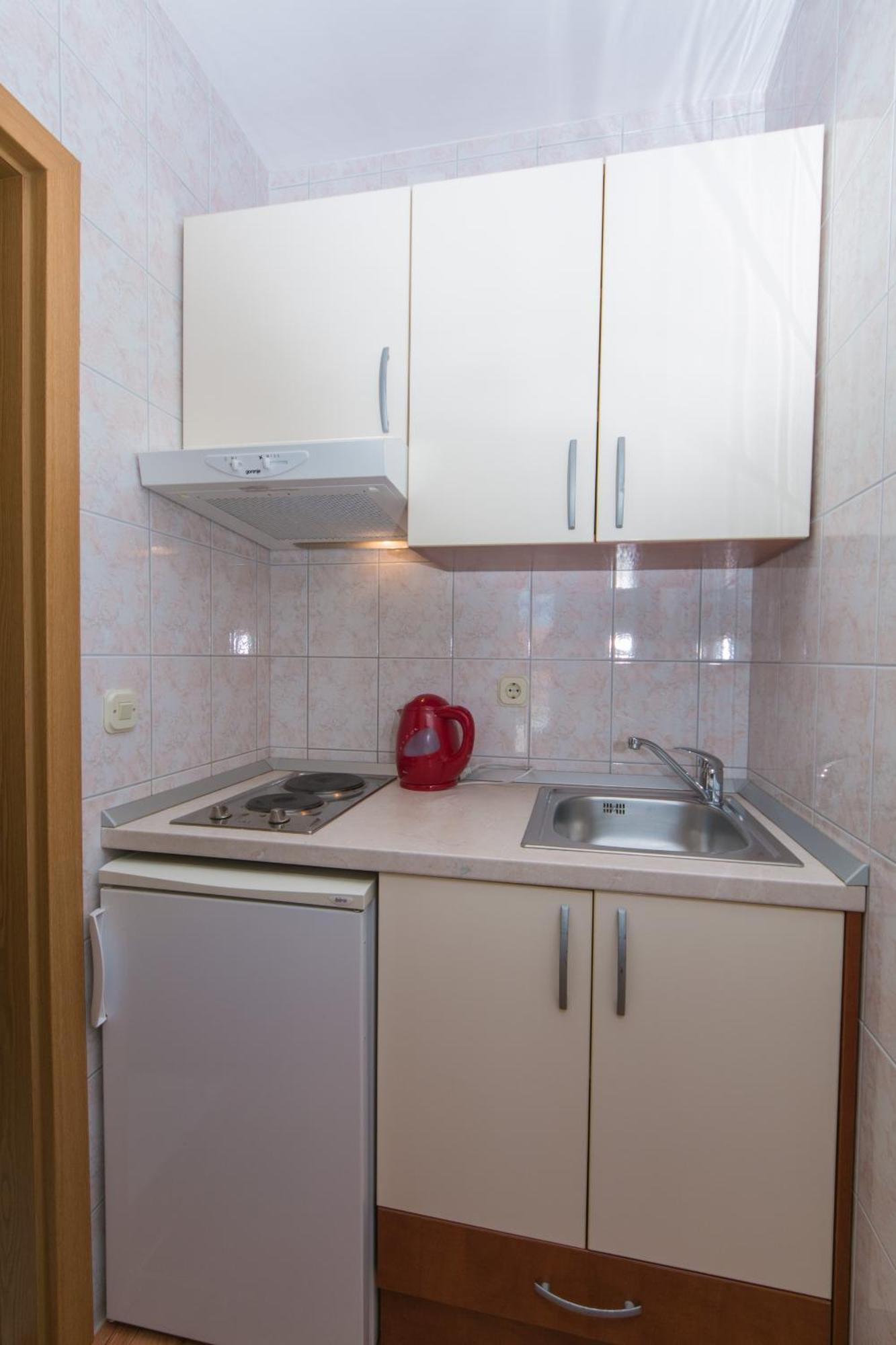 Apartments And Rooms By The Sea Brela, Makarska - 2752 Habitación foto