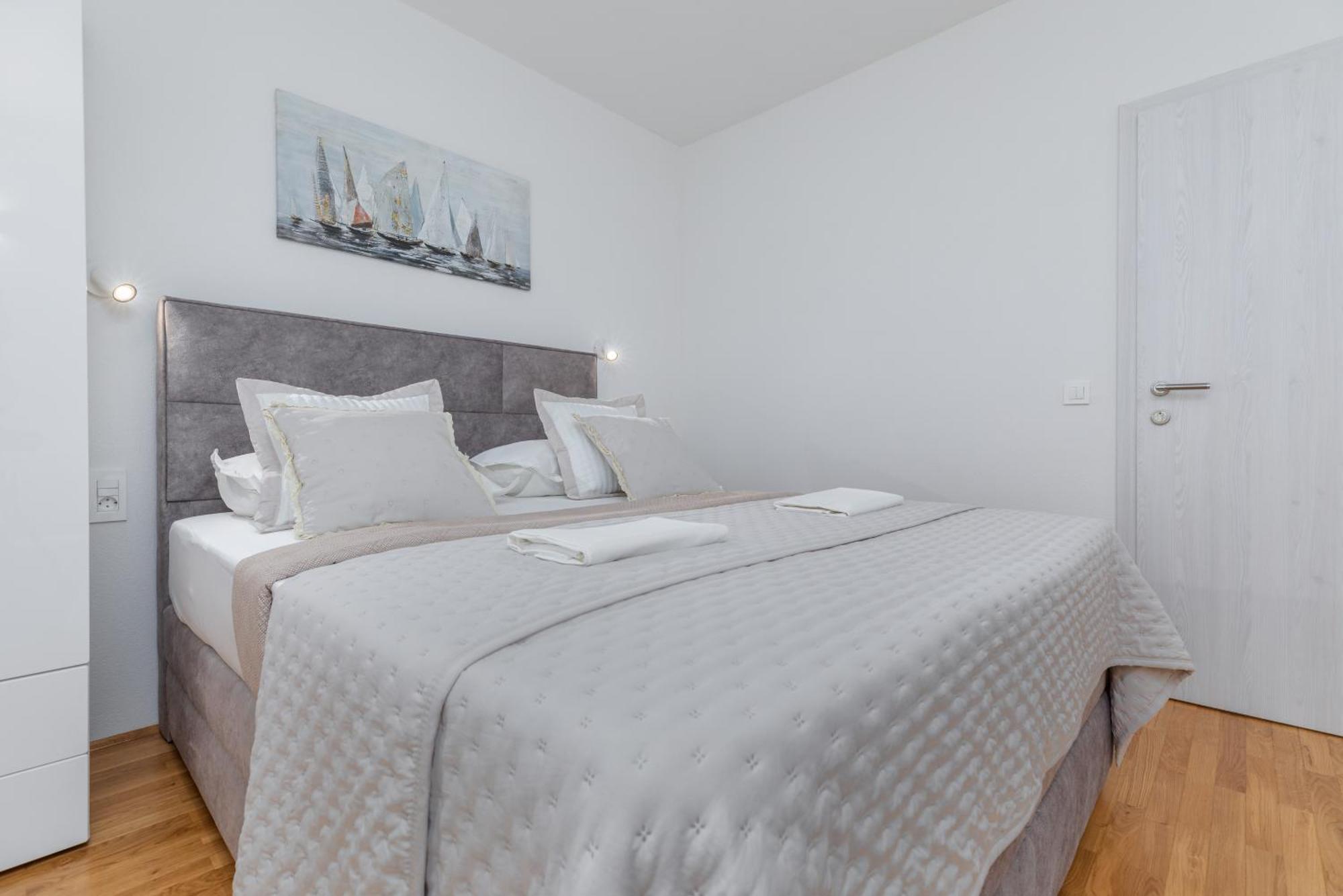 Apartments And Rooms By The Sea Brela, Makarska - 2752 Habitación foto